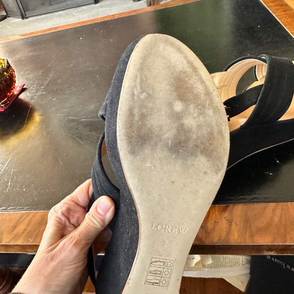 J. Crew Suede Wedge Sandals Size 9 Like New - Picture 9 of 12